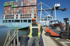 container ship going through the Panama Canal – Best Places In The World To Retire – International Living